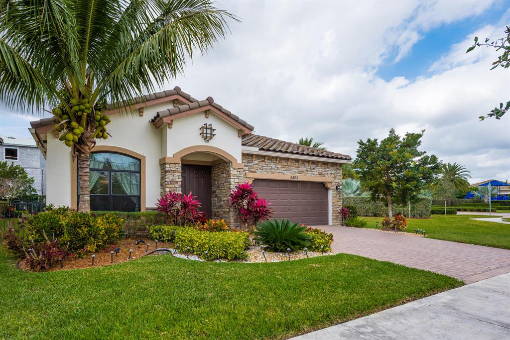 GULFSTREAM PRESERVE - Residential