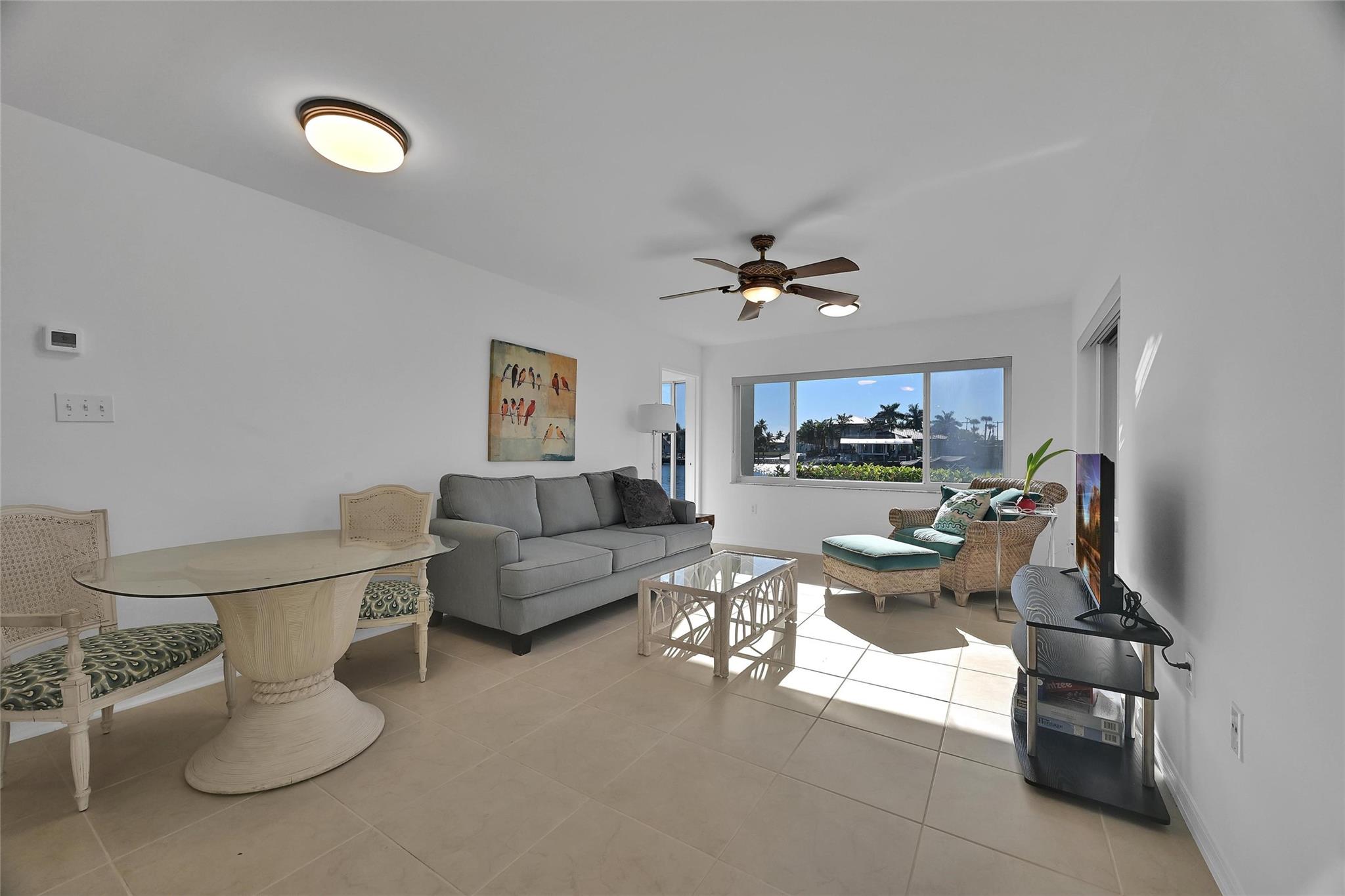 The Collonades - Residential