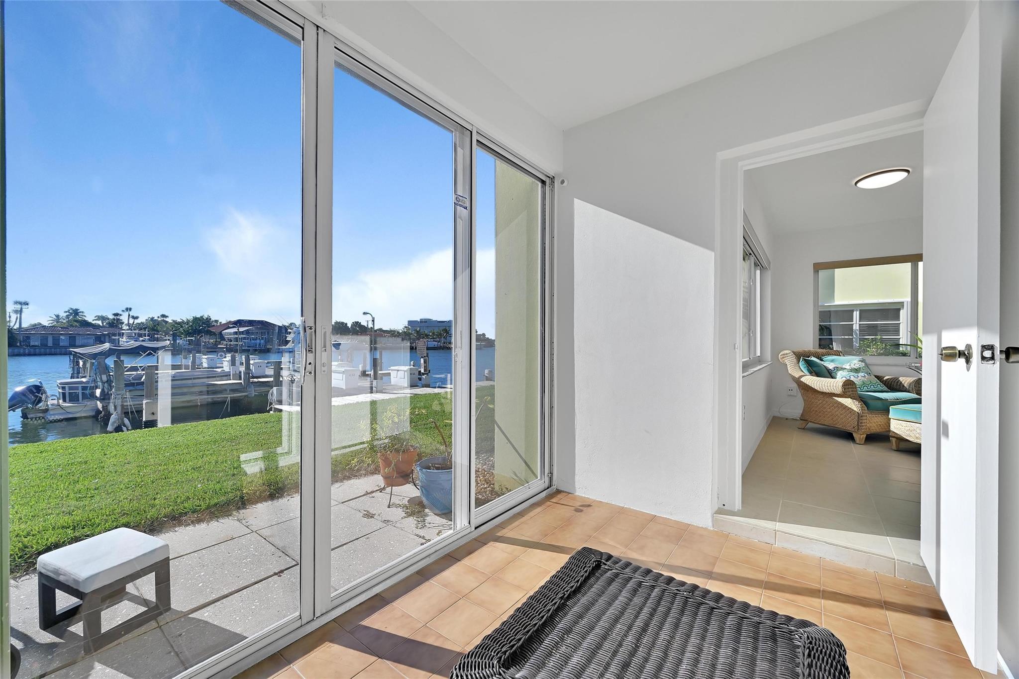 The Collonades - Residential