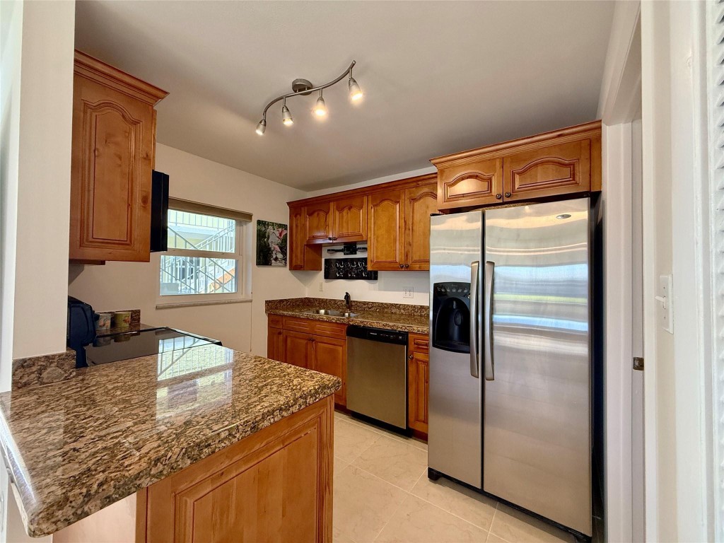 1315 Bayshore Drive 102