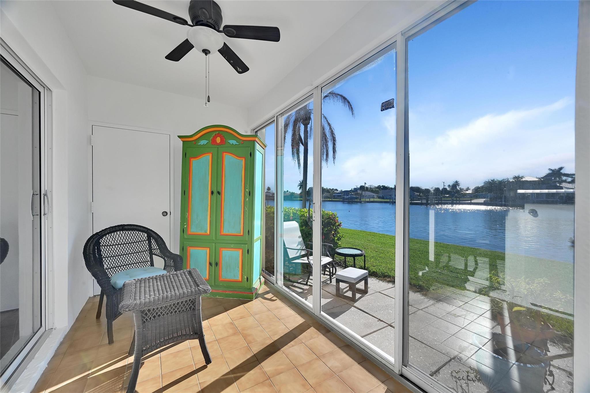 The Collonades - Residential