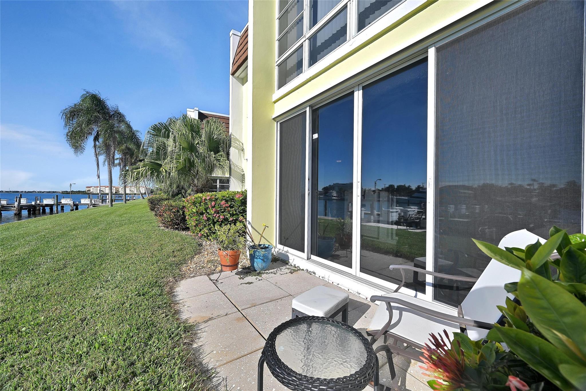 The Collonades - Residential