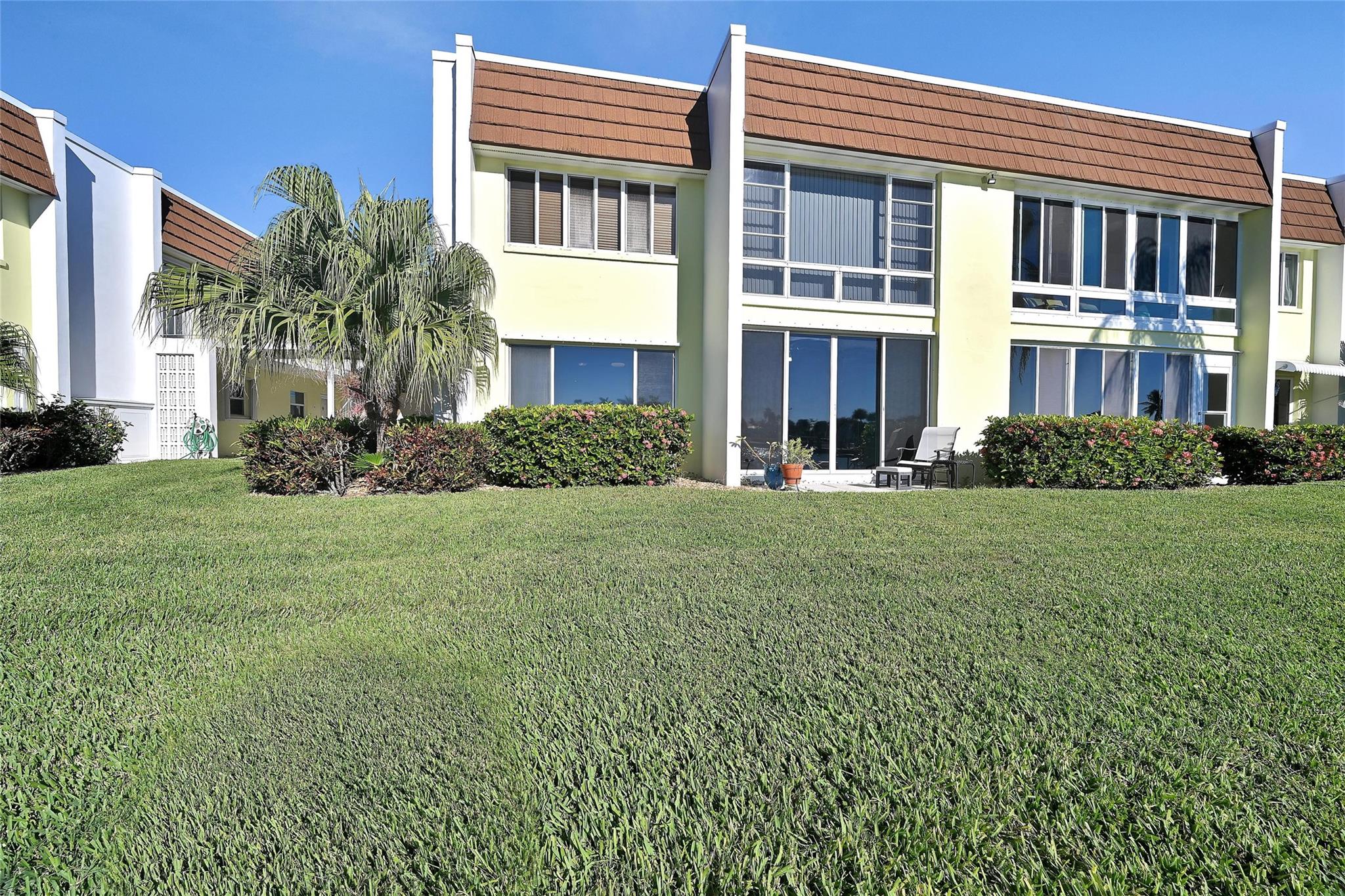 The Collonades - Residential