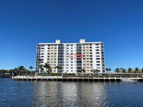 400 Seasage Drive Unit 704, Delray Beach, FL MLS: R11092939