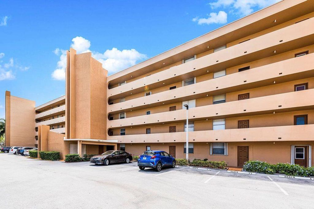 Photo of 5301 NW 2nd Avenue #407, Boca Raton, FL 33487 (MLS # R10752650)