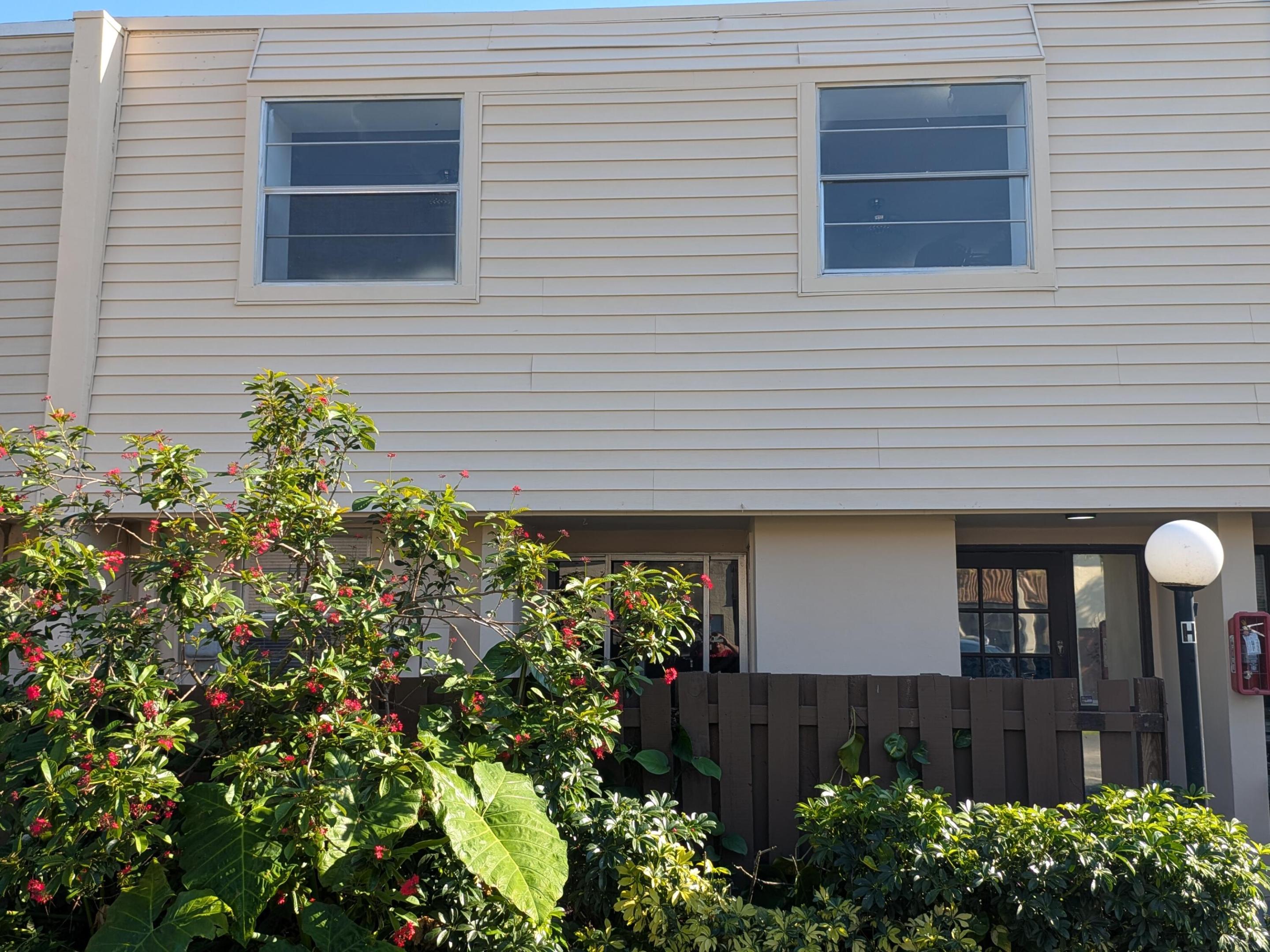 COVENTRY HOUSE - Residential