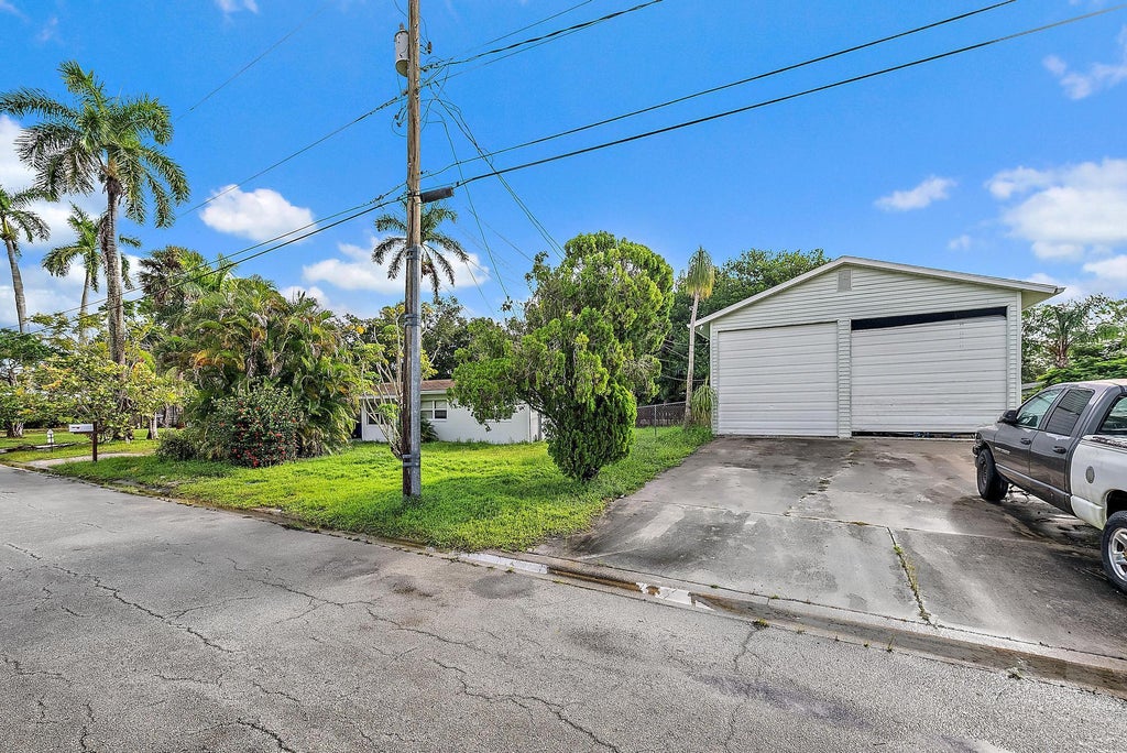 Photo of 1297 NW Charlie Green Drive, Stuart, FL 34994 (MLS # B26078564)