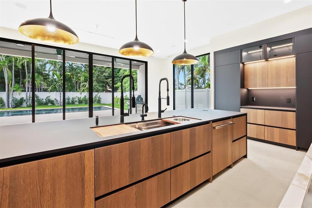 VICTORIA PARK - Residential