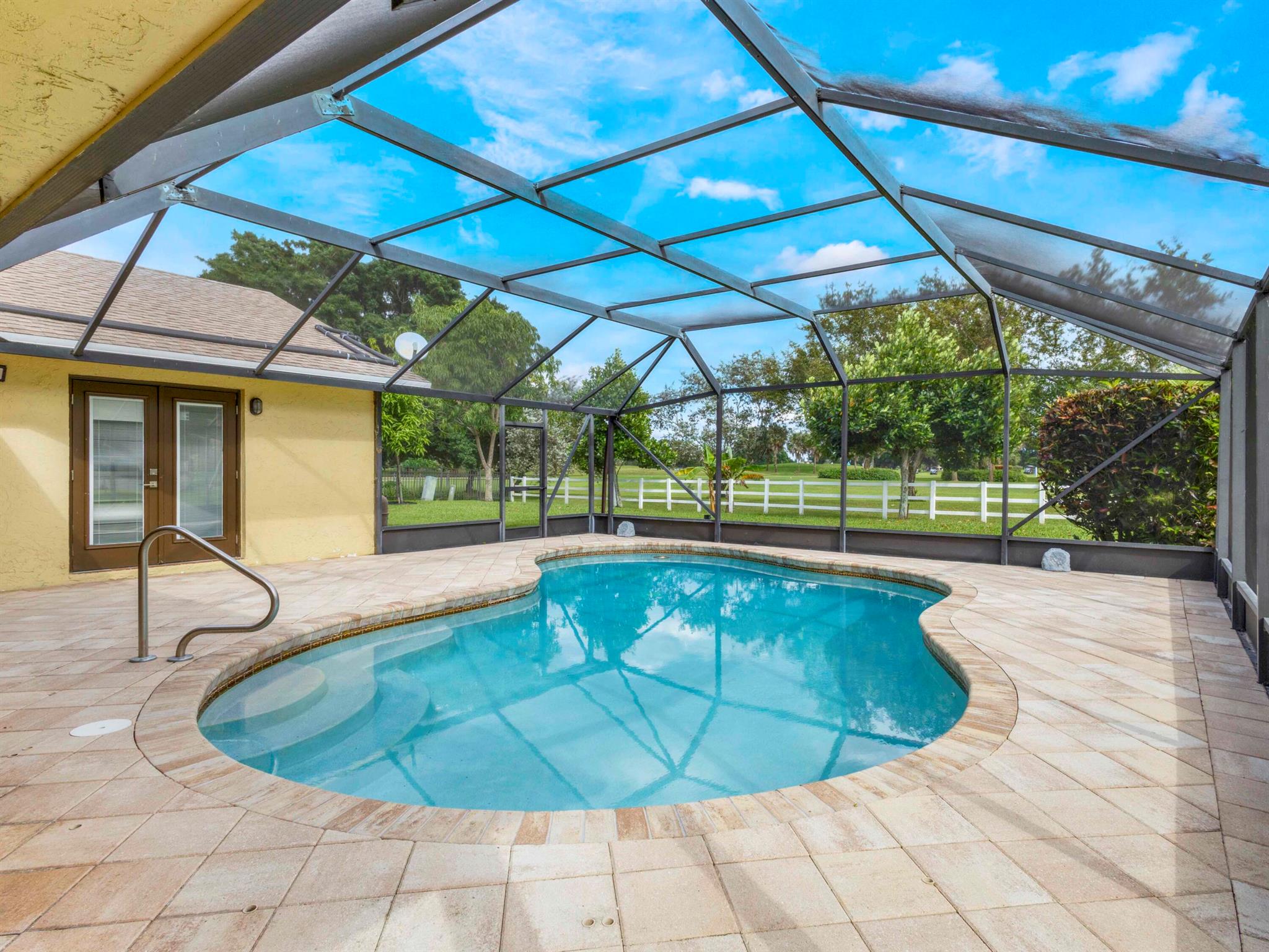 AMERICAN HOMES AT BOCA RA - Residential Lease