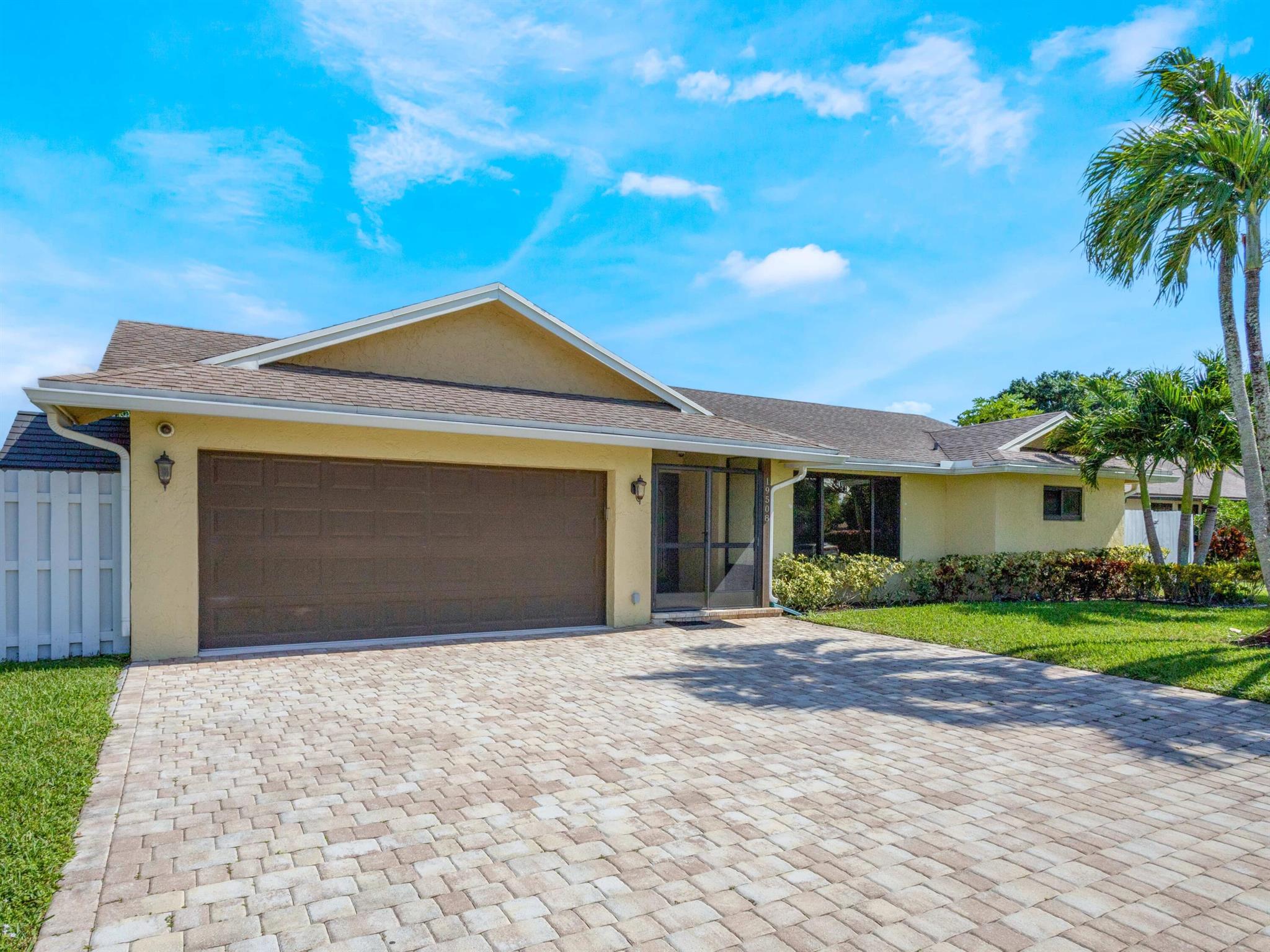 AMERICAN HOMES AT BOCA RA - Residential Lease