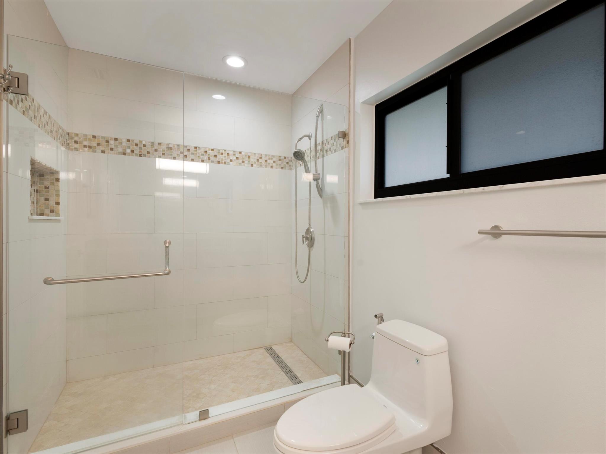 AMERICAN HOMES AT BOCA RA - Residential Lease