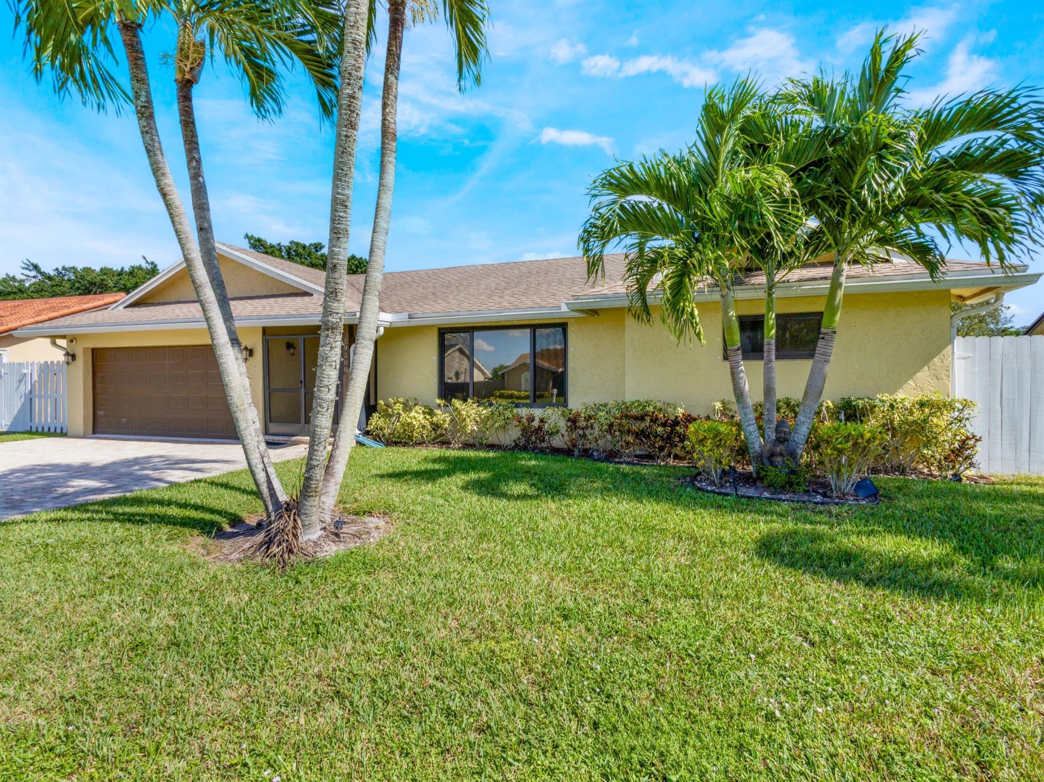 AMERICAN HOMES AT BOCA RA - Residential Lease