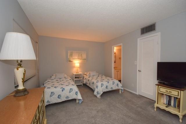VENETIAN PARK WEST - Residential Lease