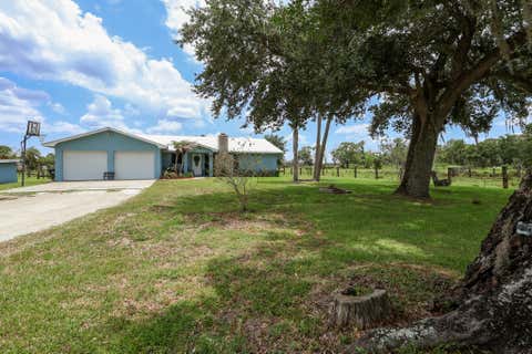 Property photo of 860 Nw 141st Street, Okeechobee, FL 34972