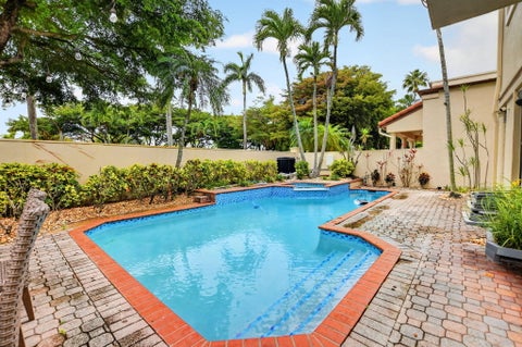 Tiny photo for 23260 Mirabella Circle N, Boca Raton, FL 33433 (MLS # B26020151)