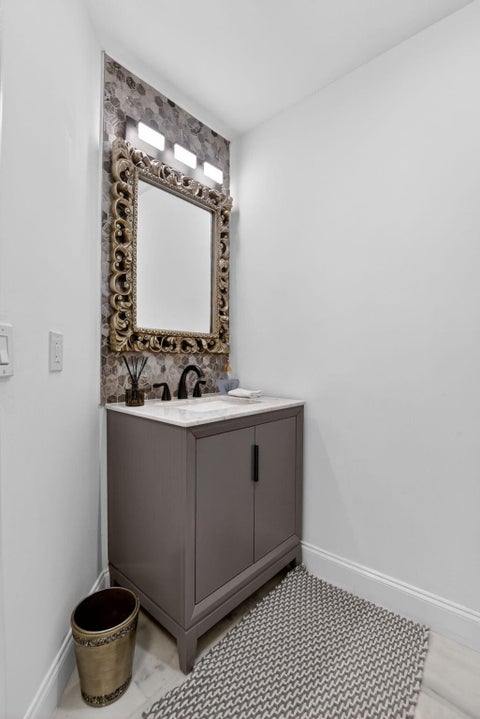 Tiny photo for 23260 Mirabella Circle N, Boca Raton, FL 33433 (MLS # B26020151)