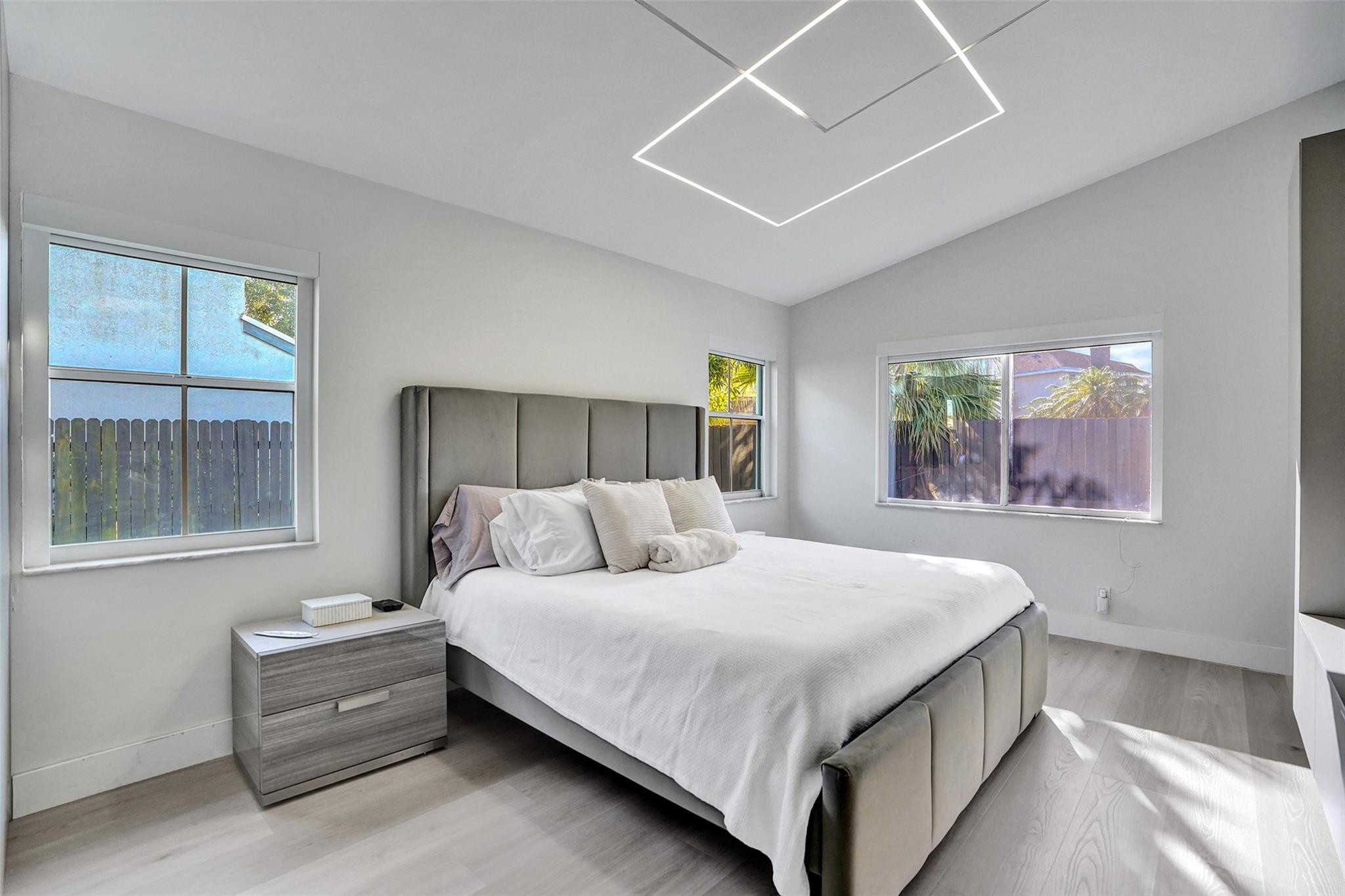 Lyons West 137-40 B - Residential Lease