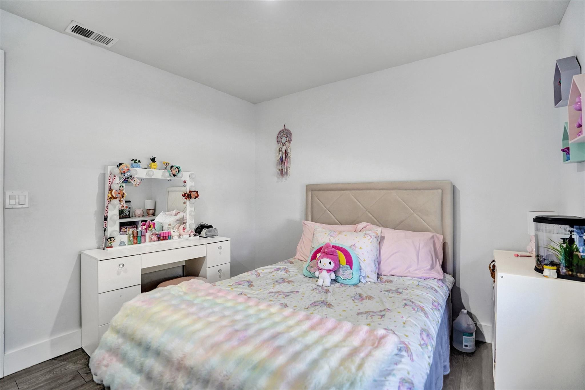 Lyons West 137-40 B - Residential Lease