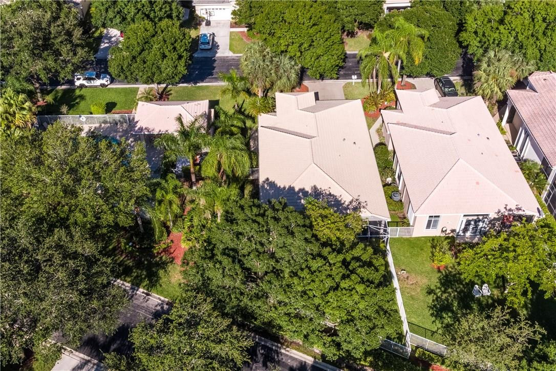 CYPRESS CAY - Residential