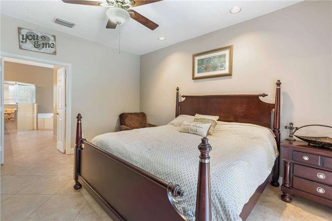 CYPRESS CAY - Residential