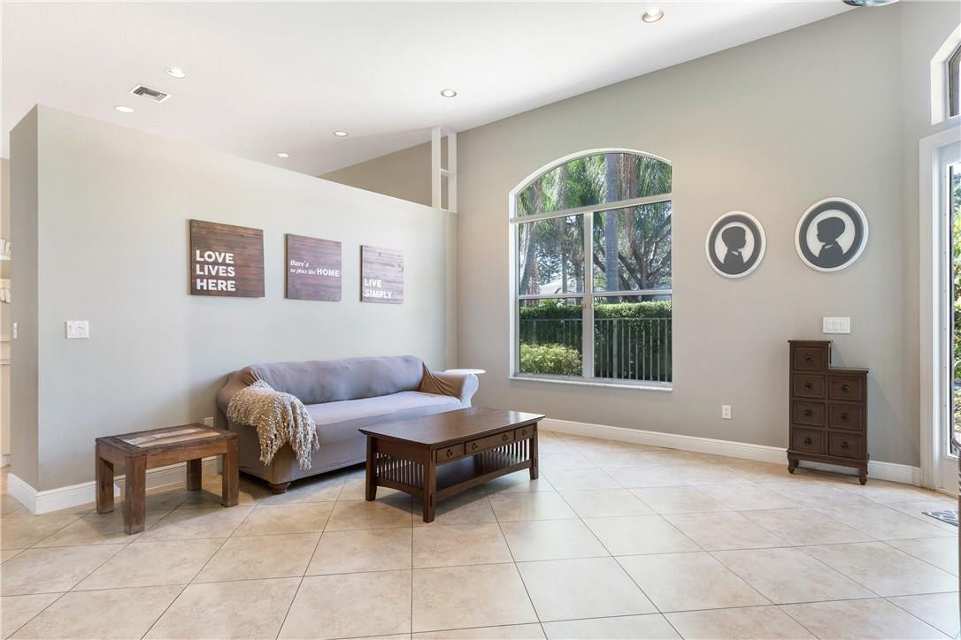 CYPRESS CAY - Residential