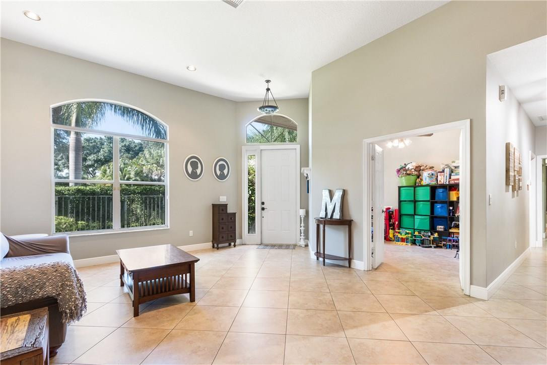 CYPRESS CAY - Residential