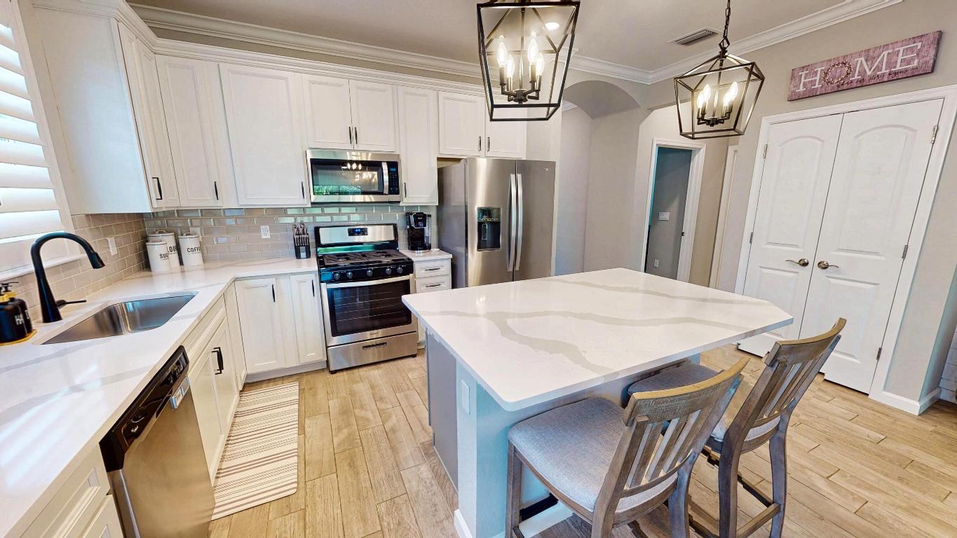 DEL WEBB AT TRADITION PLAT NO. 4 - Residential