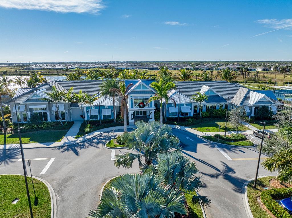 DEL WEBB AT TRADITION PLAT NO. 4 - Residential