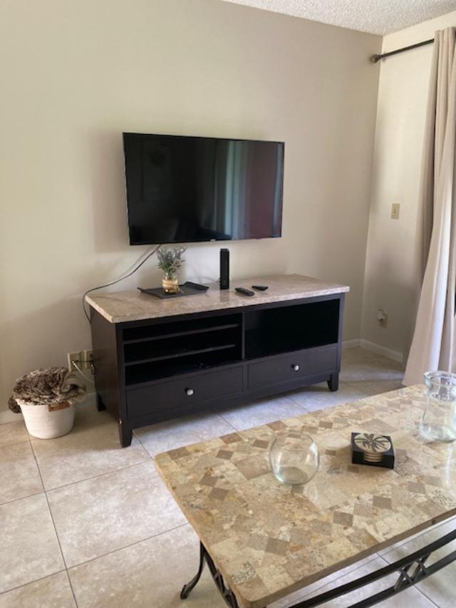 Holiday Village of Coral - Residential Lease