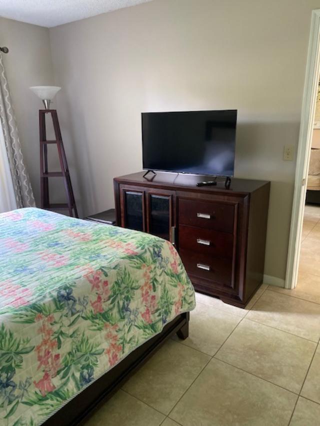 Holiday Village of Coral - Residential Lease
