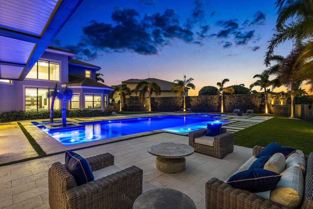 SEVEN BRIDGES - Residential