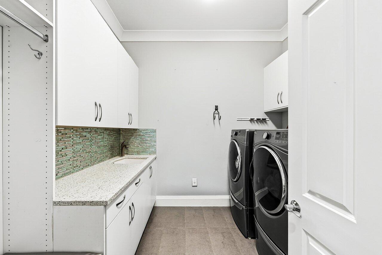 SEVEN BRIDGES - Residential