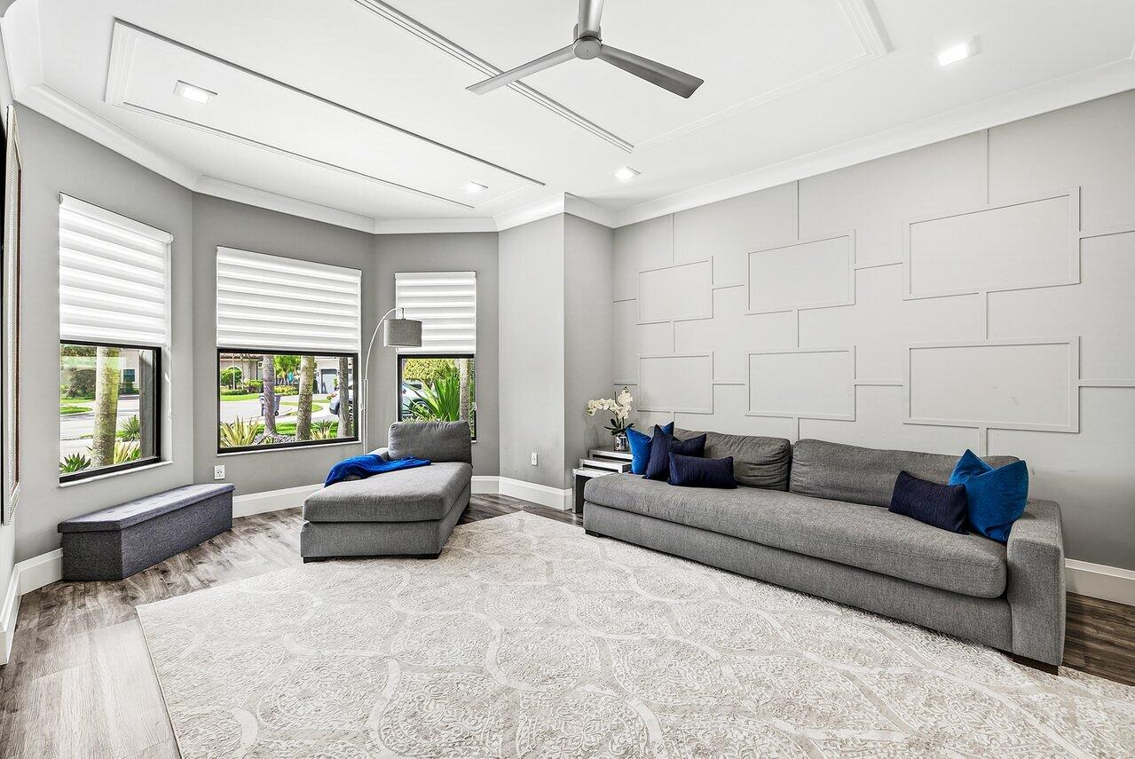 SEVEN BRIDGES - Residential