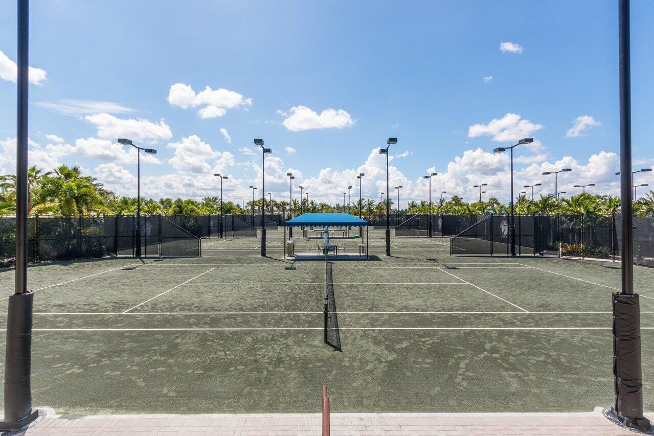 SEVEN BRIDGES - Residential