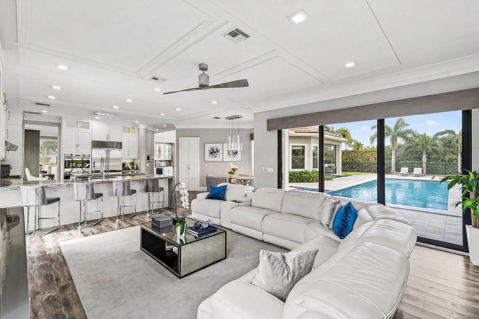 SEVEN BRIDGES - Residential