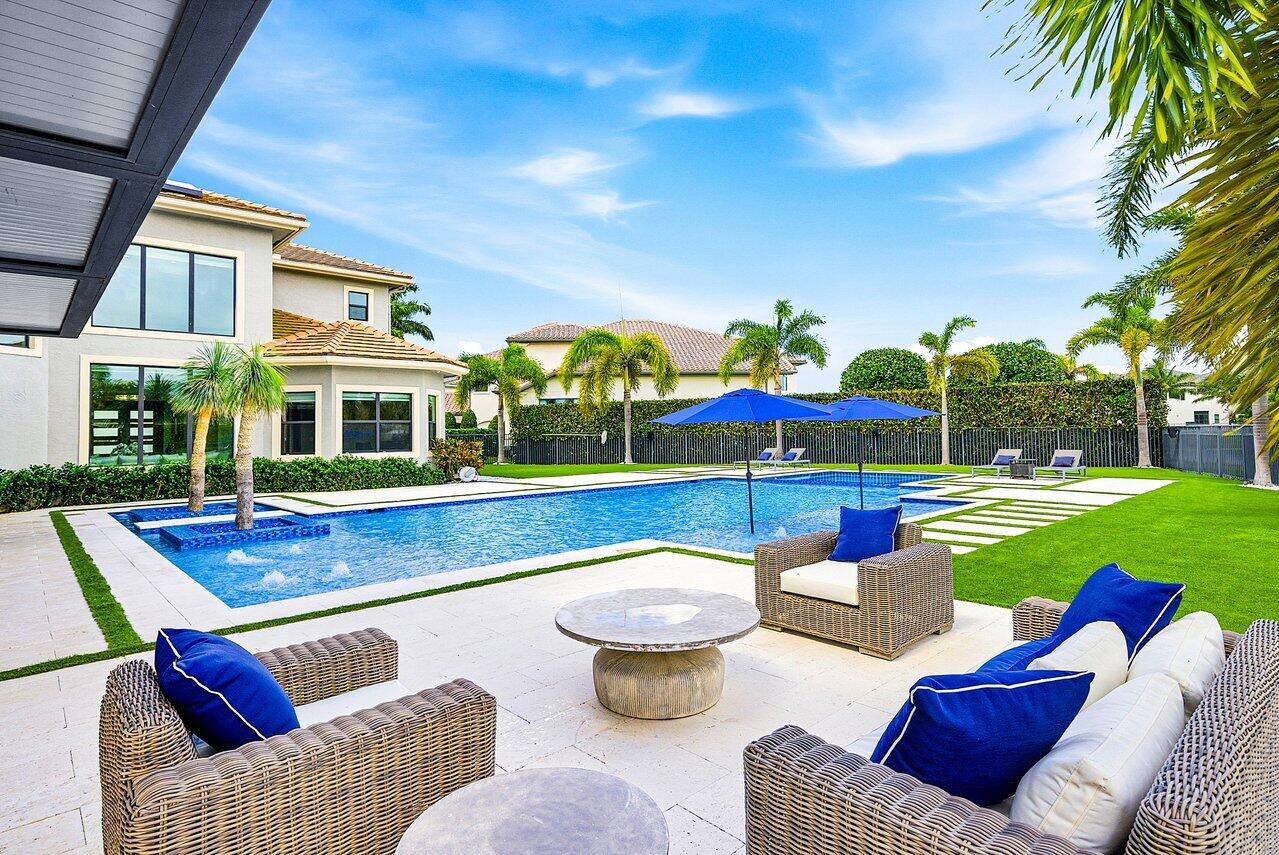 SEVEN BRIDGES - Residential