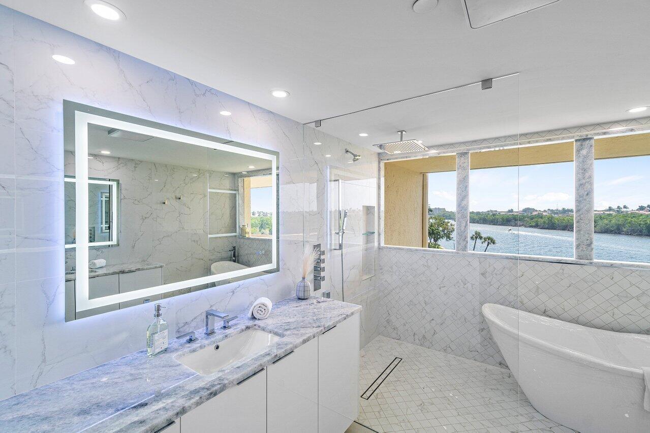 BRAEMAR ISLE - Residential