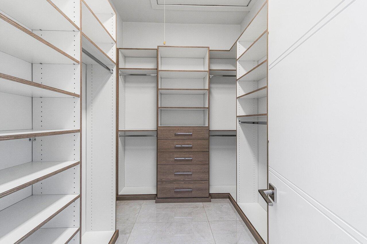 BRAEMAR ISLE - Residential