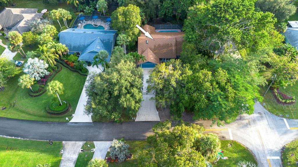 Photo of 1090 SE Buttonwood Circle SE, Stuart, FL 34997 (MLS # R11145174)