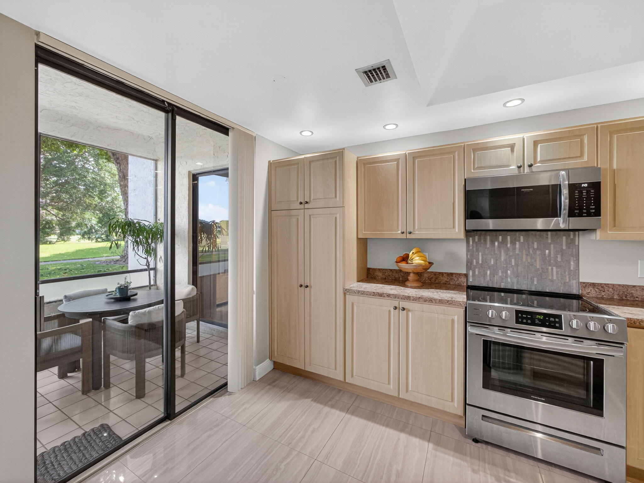 LA PAZ AT BOCA POINTE - Residential