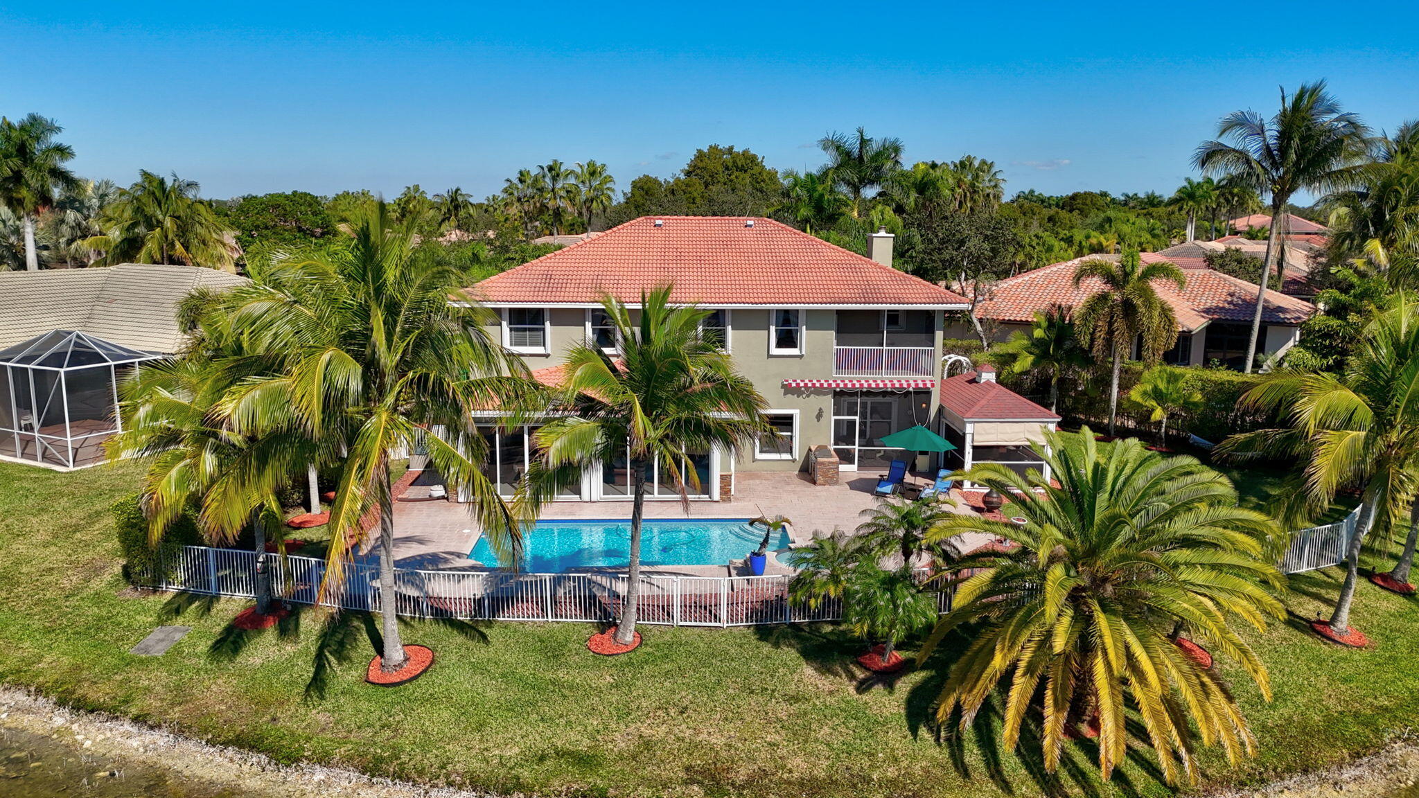 WYNDHAM LAKES WEST - Residential