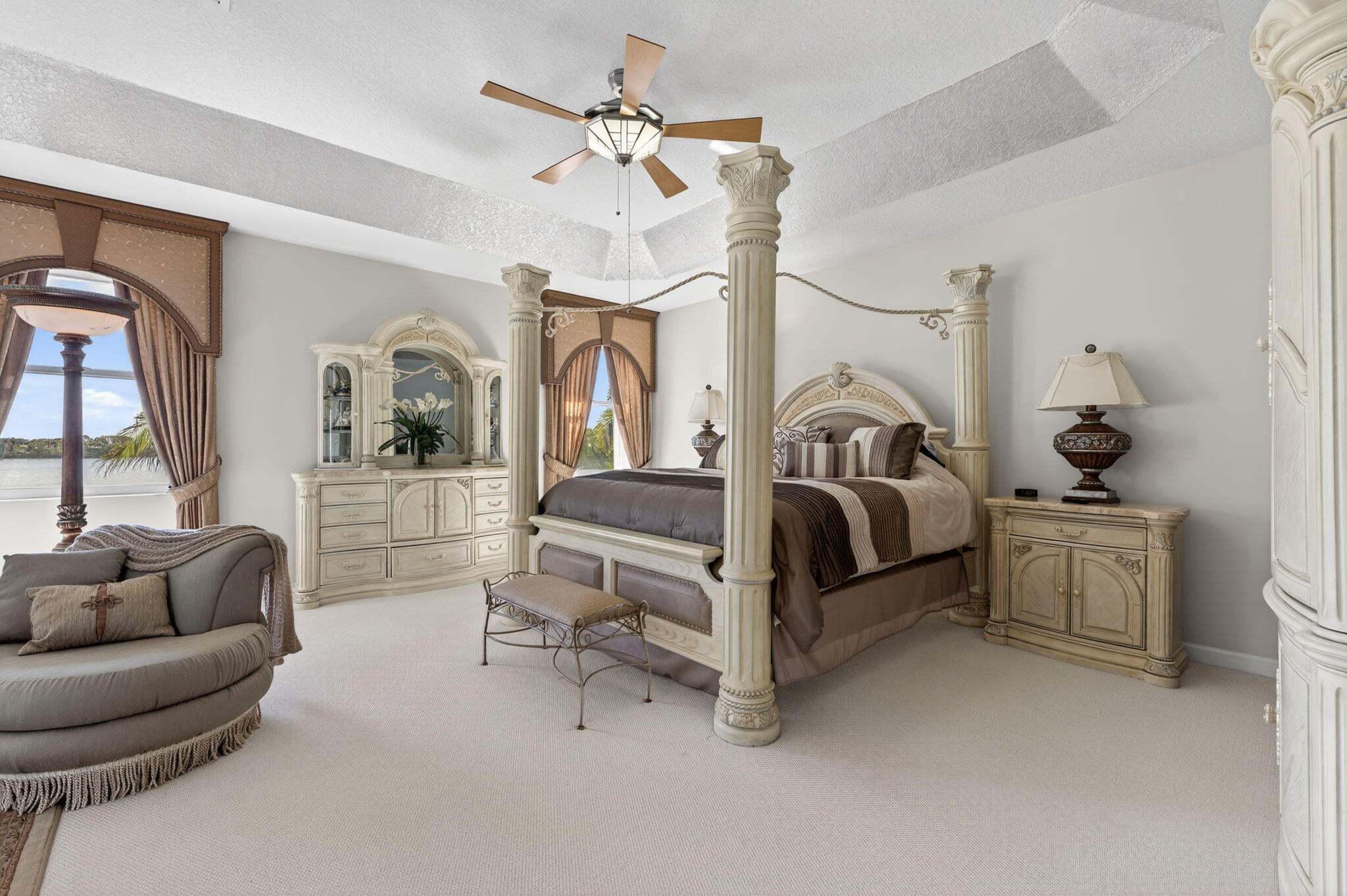 WYNDHAM LAKES WEST - Residential