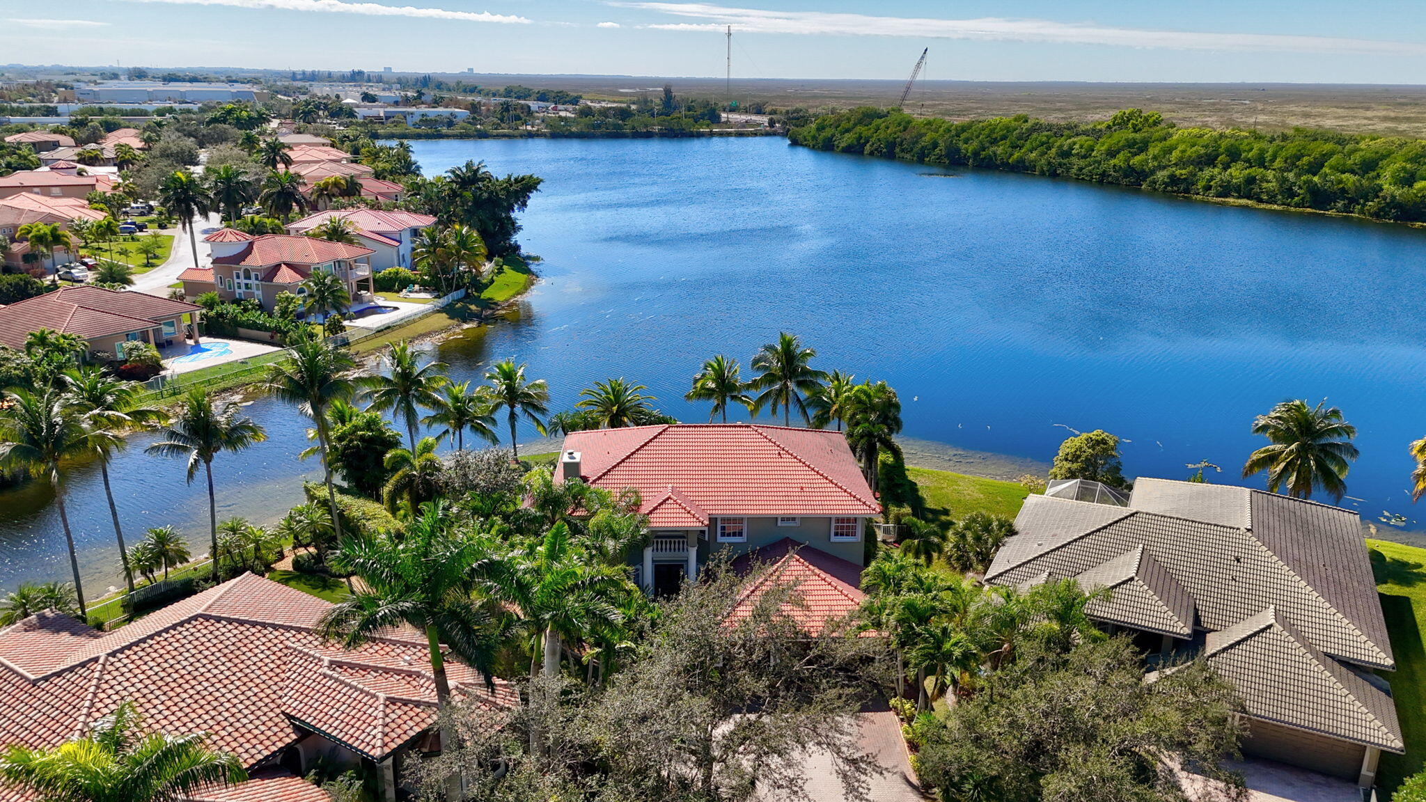 WYNDHAM LAKES WEST - Residential