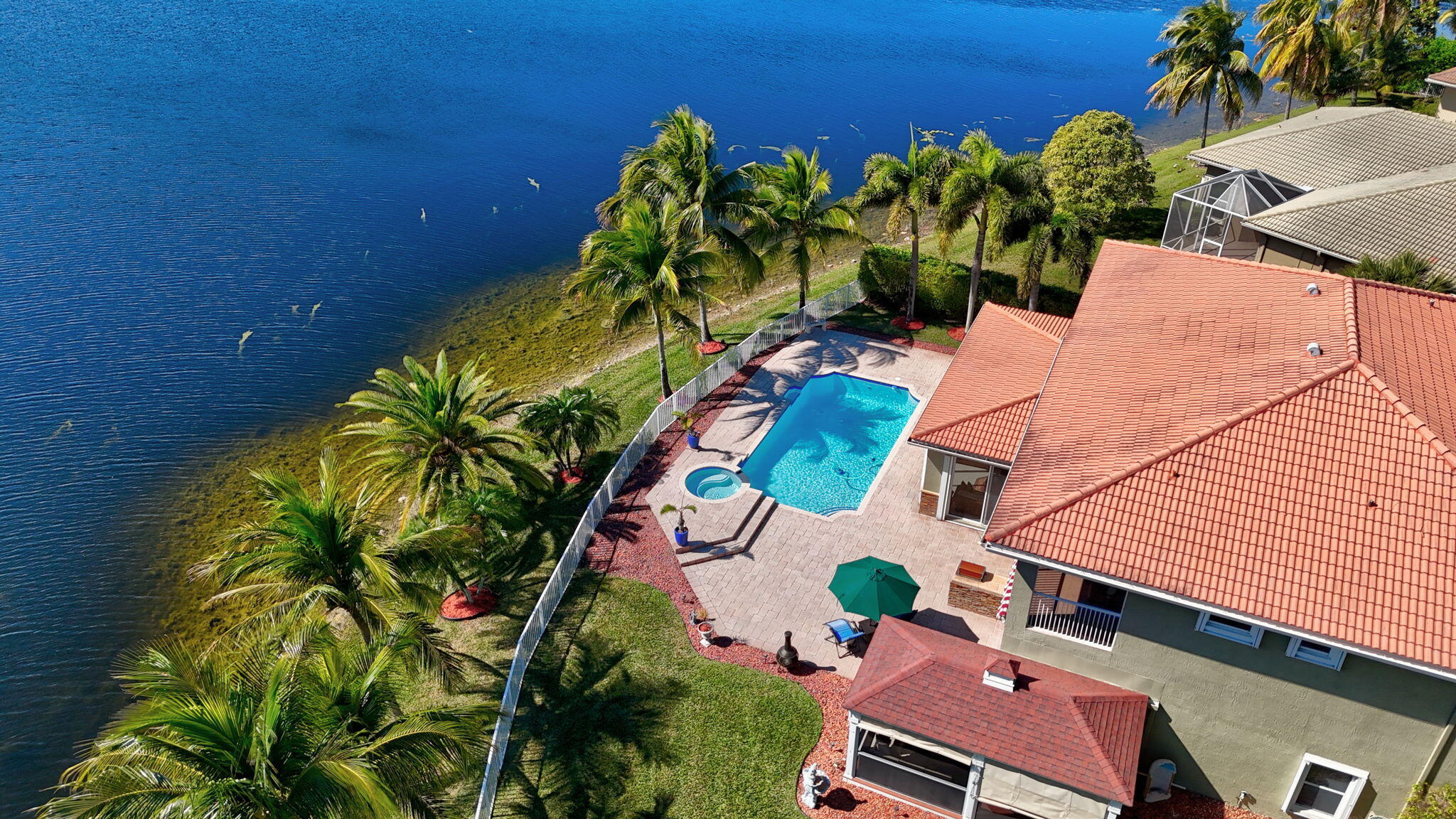 WYNDHAM LAKES WEST - Residential