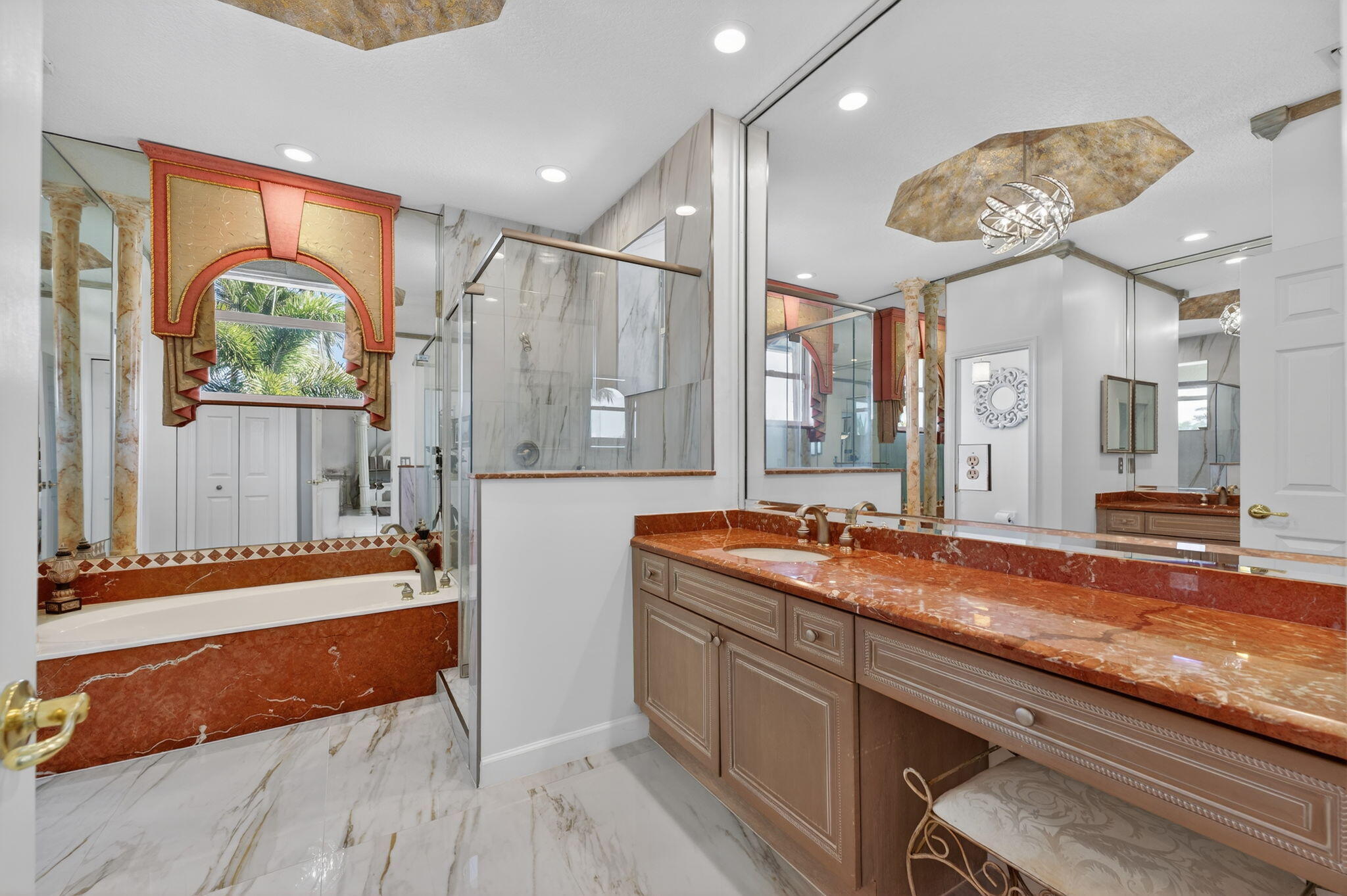 WYNDHAM LAKES WEST - Residential