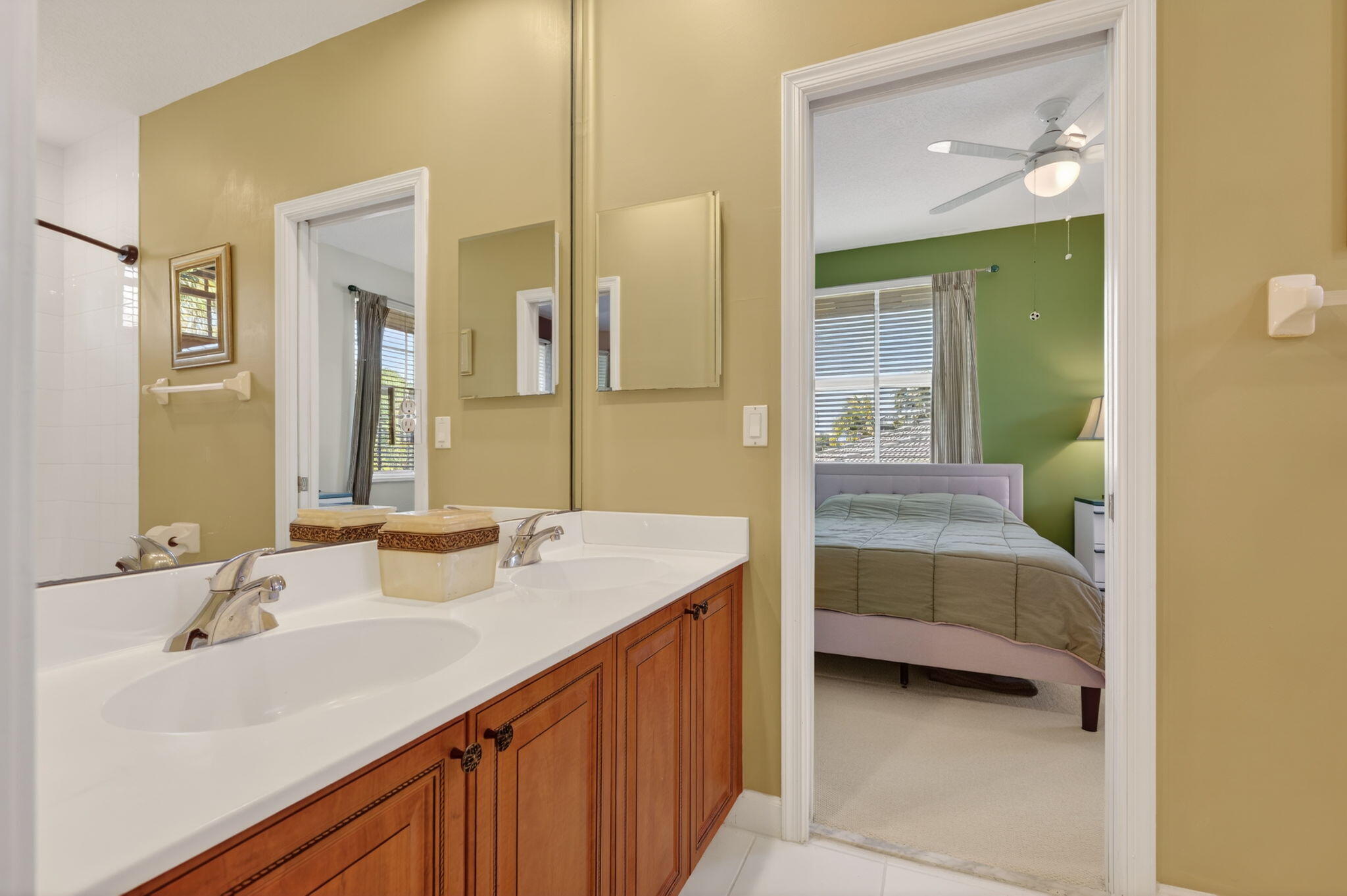 WYNDHAM LAKES WEST - Residential