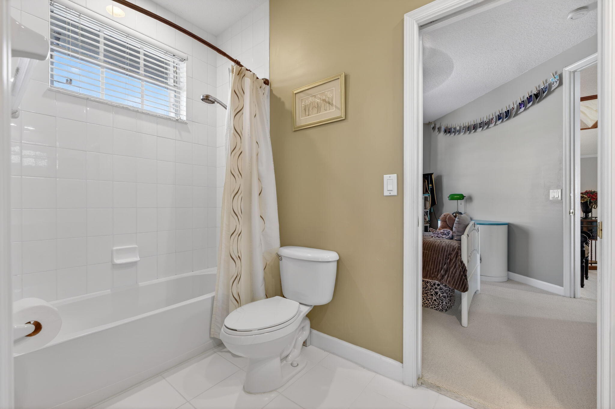 WYNDHAM LAKES WEST - Residential