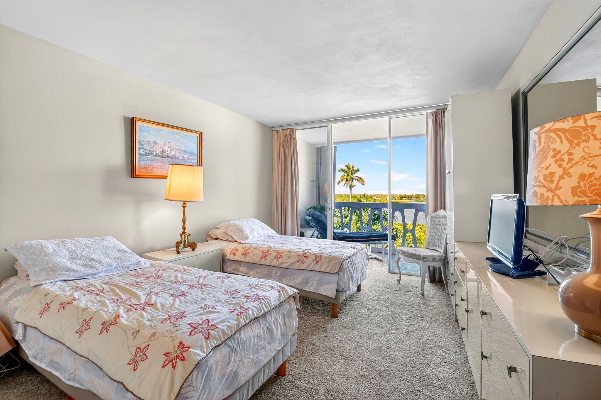 President Palm Beach Cond - Residential Lease