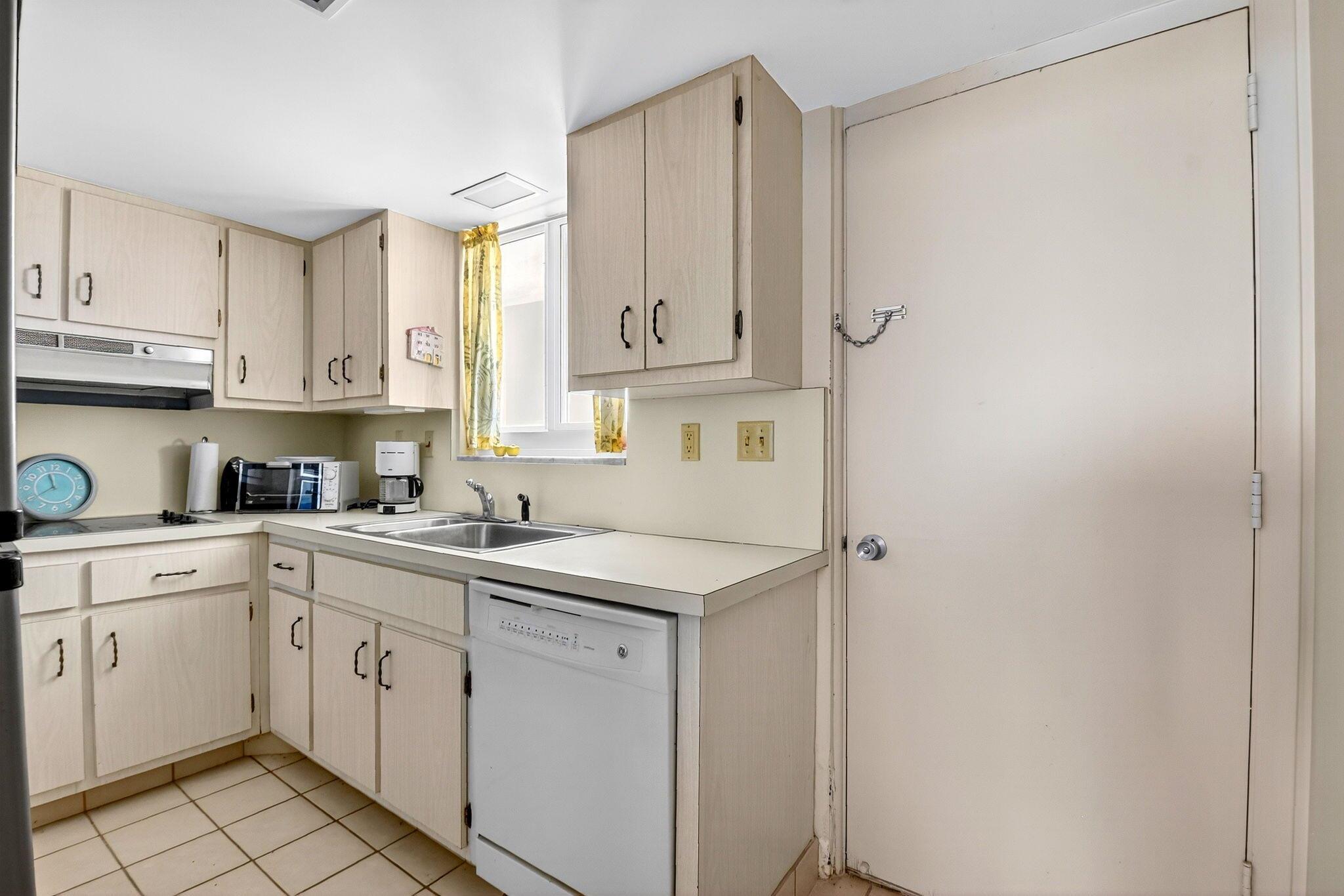 President Palm Beach Cond - Residential Lease