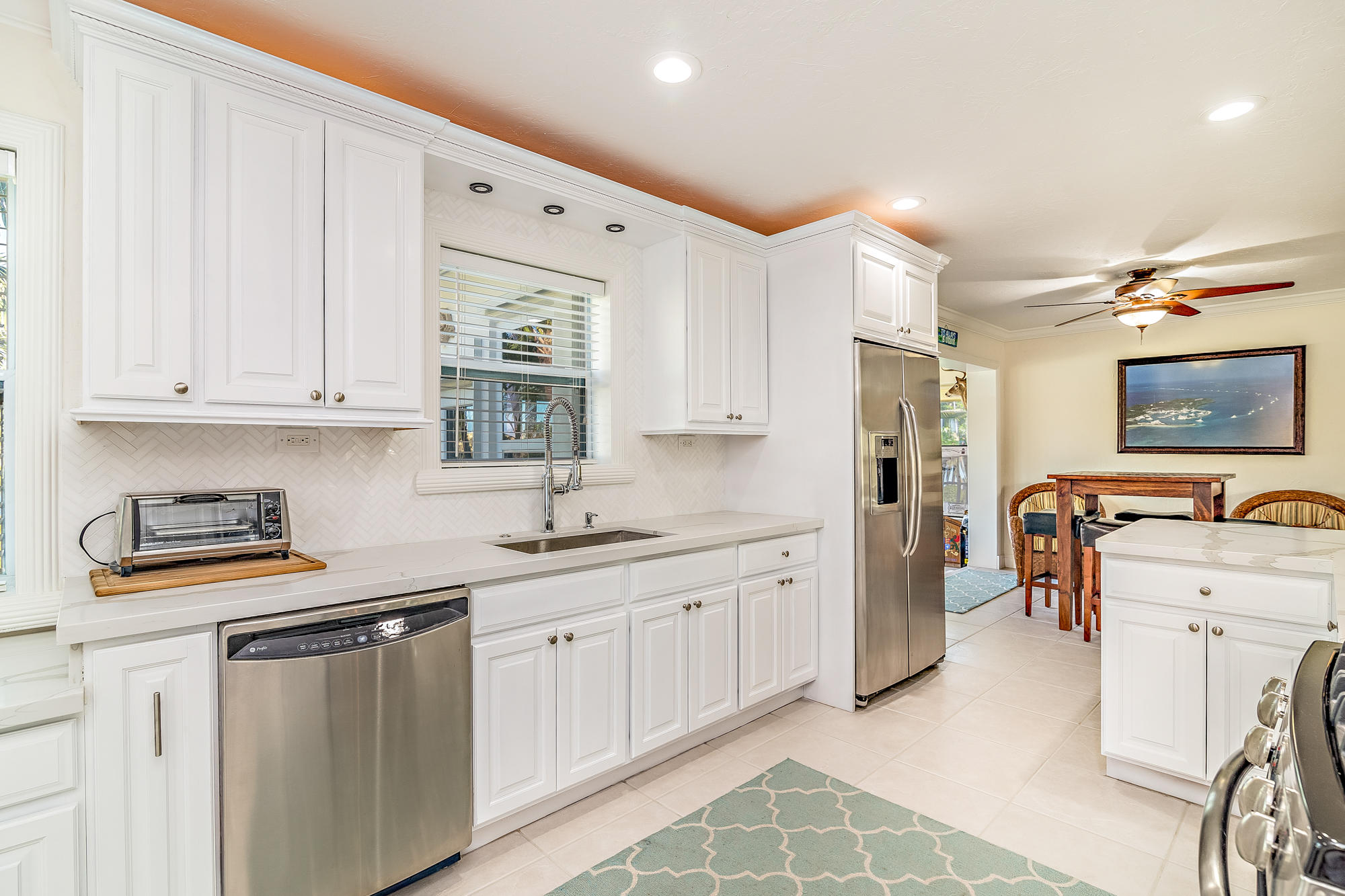 LAKE CLARKE ISLE - Residential